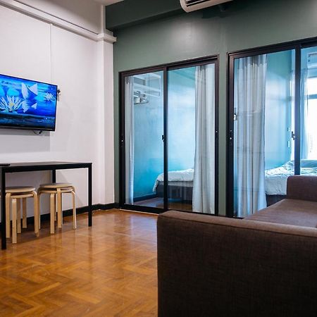 T3 Two Bedrooms Wifi Full Kitchen 1 Min To Bts Бангкок Екстер'єр фото